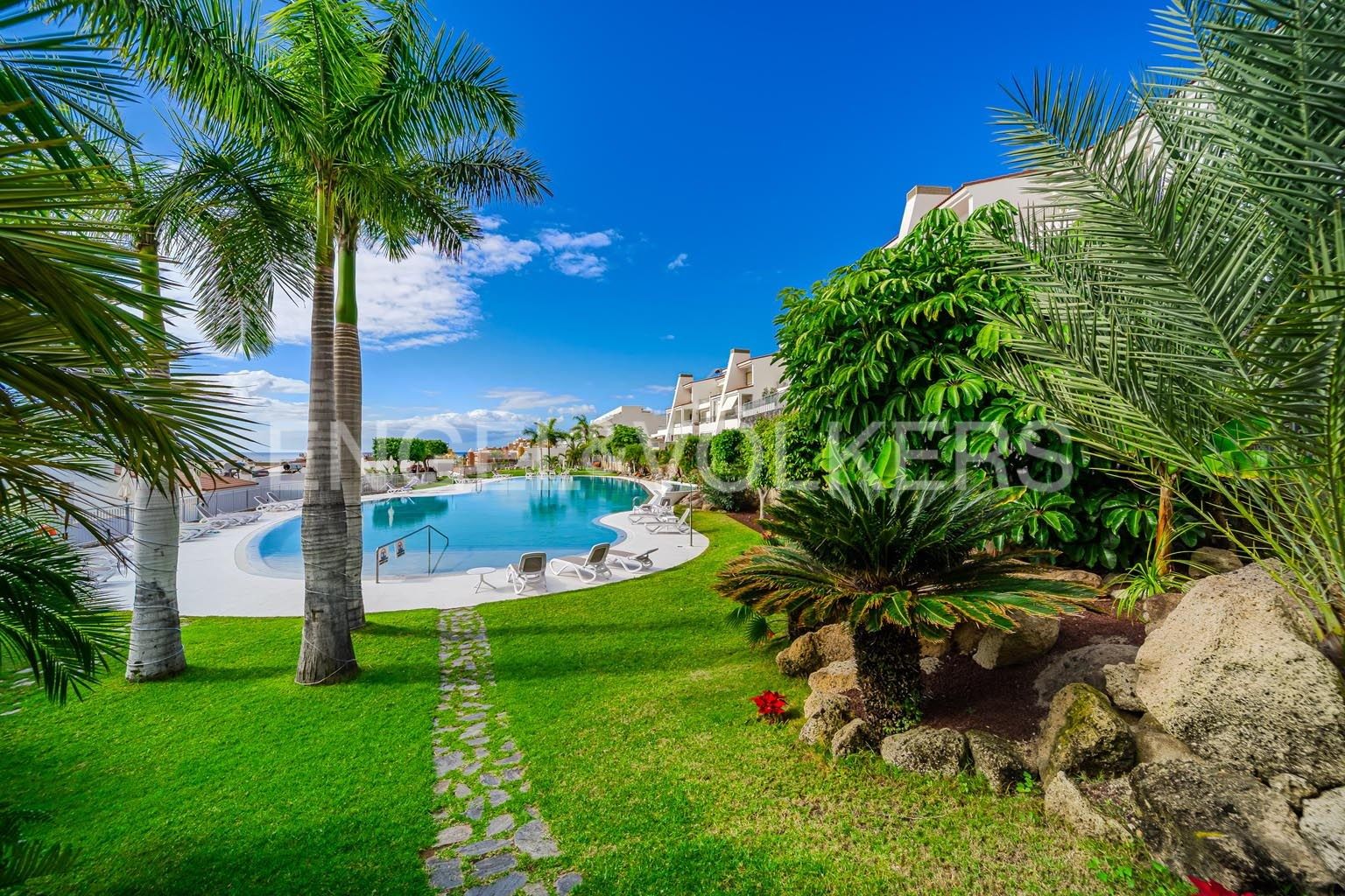 Exterior view of Flat for sale in Adeje  with Air Conditioner, Terrace and Swimming Pool