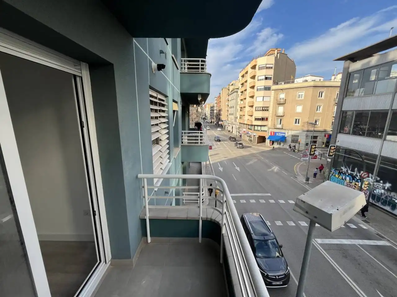 Exterior view of Flat for sale in Girona  with Air Conditioner, Heating and Balcony