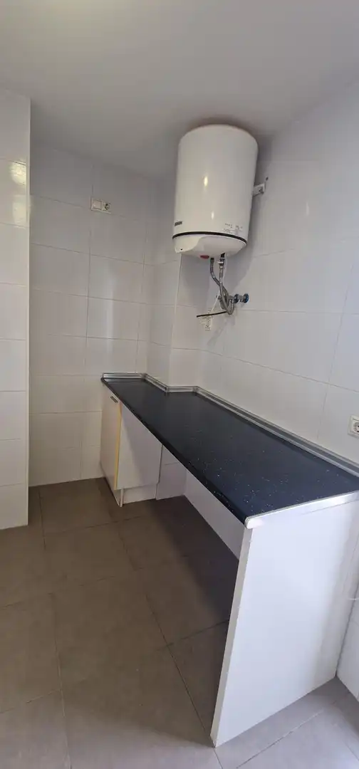 Cuina de Pis en venda en Aldaia amb Traster
