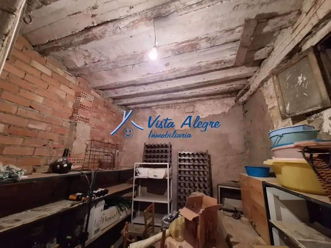 Casa o xalet en venda en San Vicente de la Sonsierra amb Terrassa, Traster i Moblat