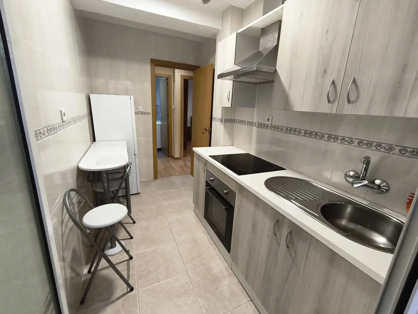 Cocina de Planta baja en venta en Granada con Jardín privado, Terraza y Amueblado