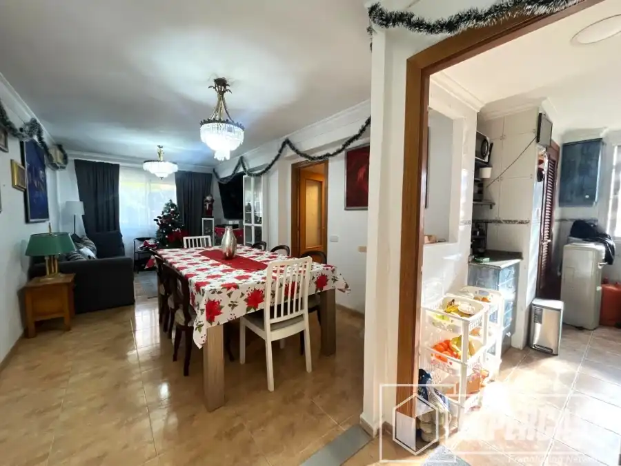 Dining room of Flat for sale in Valencia  with Air Conditioner