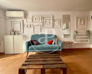 Sala d'estar de Pis de lloguer en Catarroja amb Aire condicionat, Terrassa i Moblat