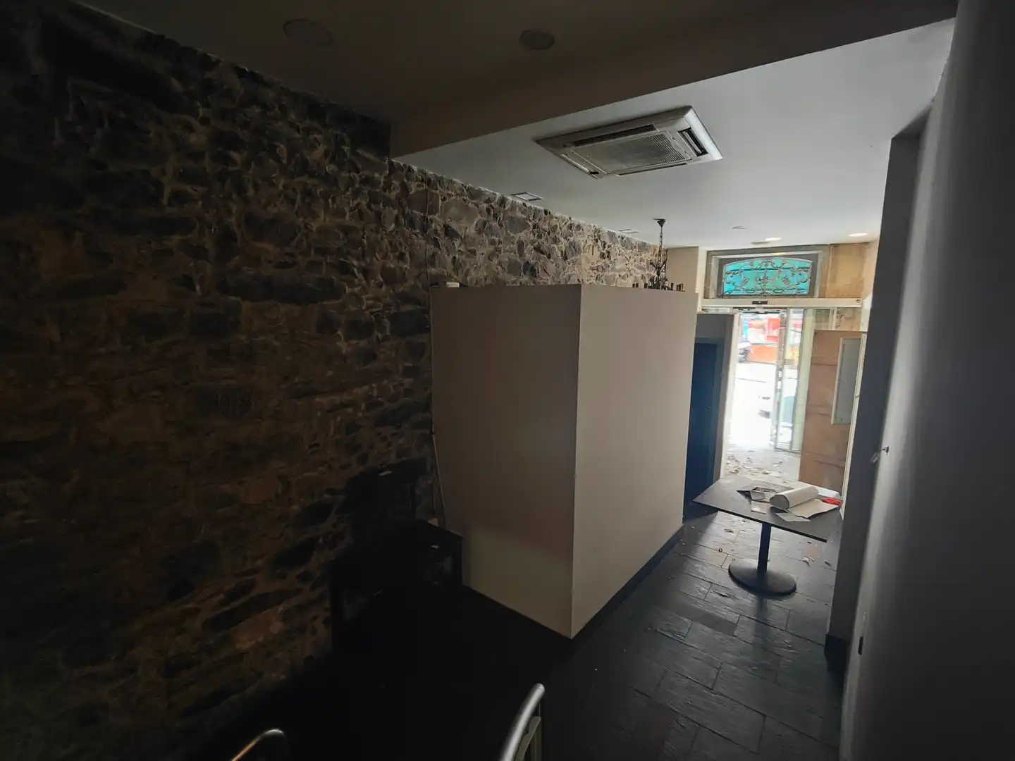 Commercial properties for rent in Vigo   with Air Conditioner
