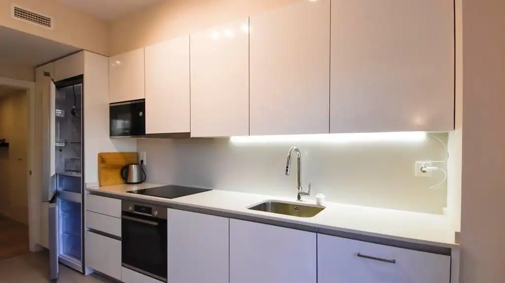 Küche von Wohnung zur Miete in Domeny