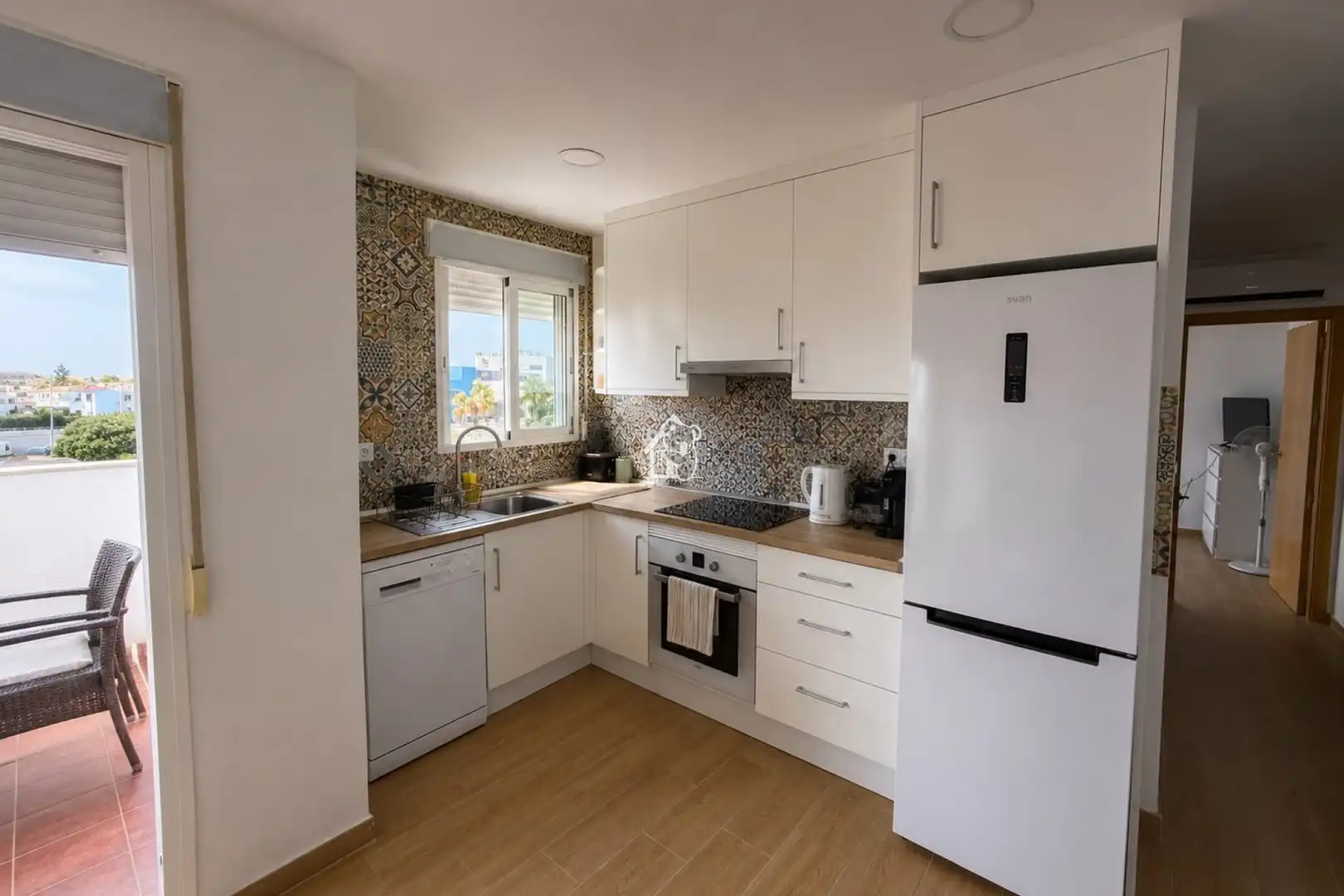 Cocina de Ático de alquiler en Orihuela con Terraza, Piscina y Amueblado