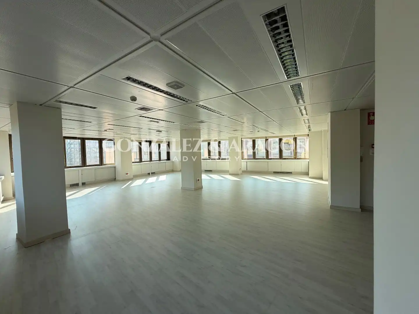 Oficina de alquiler en Barcelona con Aire acondicionado y Calefacción