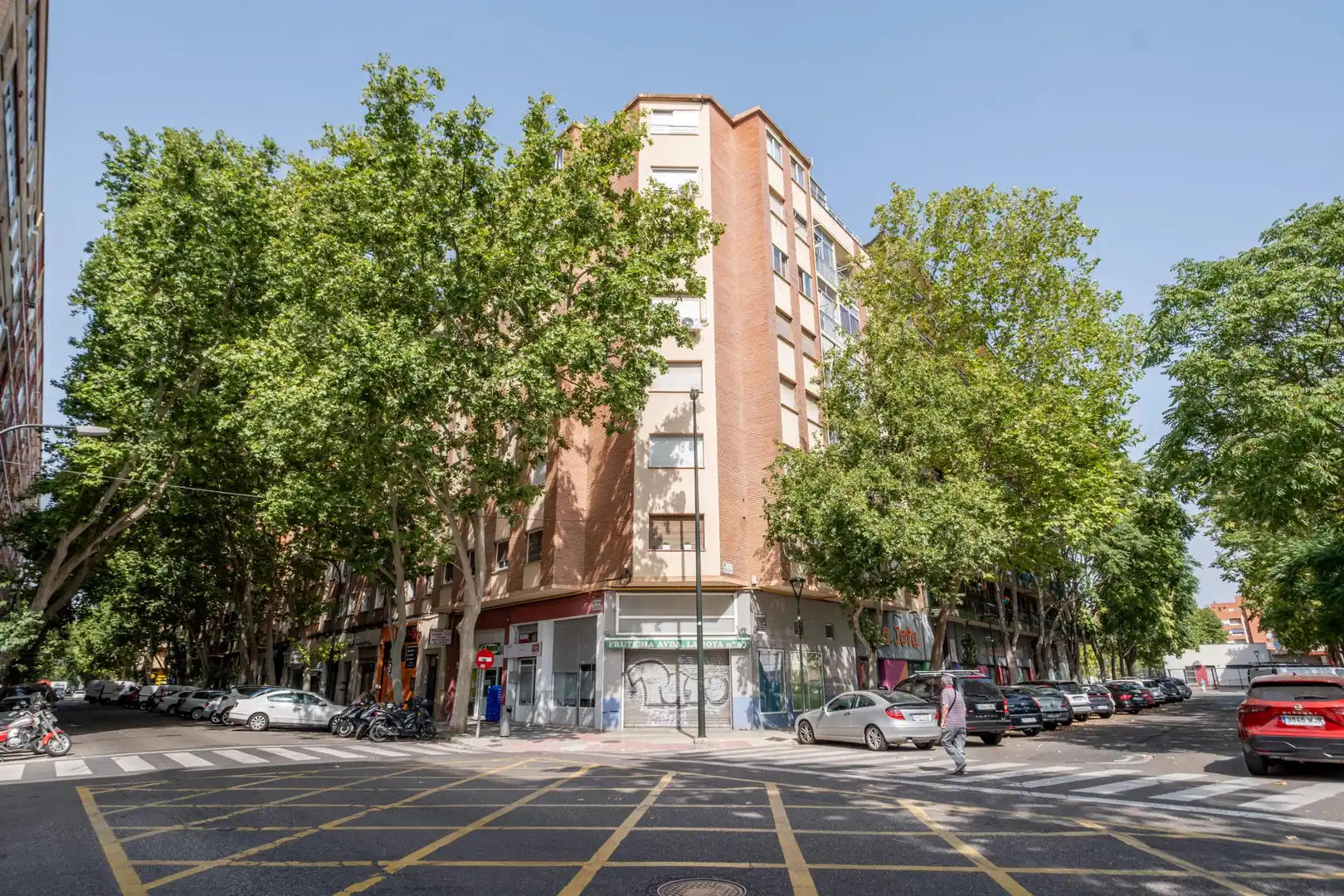 Vista exterior de Pis en venda en Zaragoza amb Calefacció