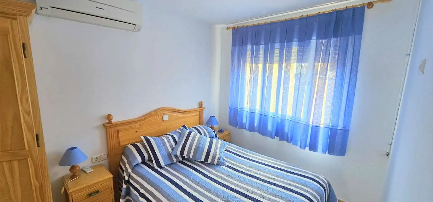 Dormitori de Casa o xalet en venda en Vélez-Málaga amb Aire condicionat, Calefacció i Terrassa
