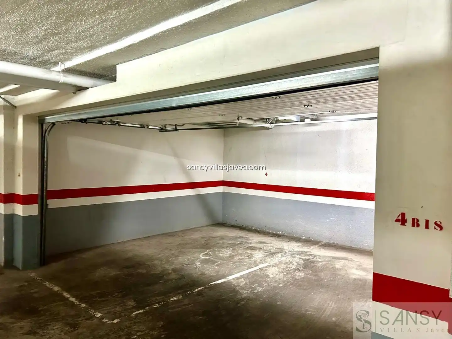 Parking de Ático en venta en Moraira con Aire acondicionado y Trastero