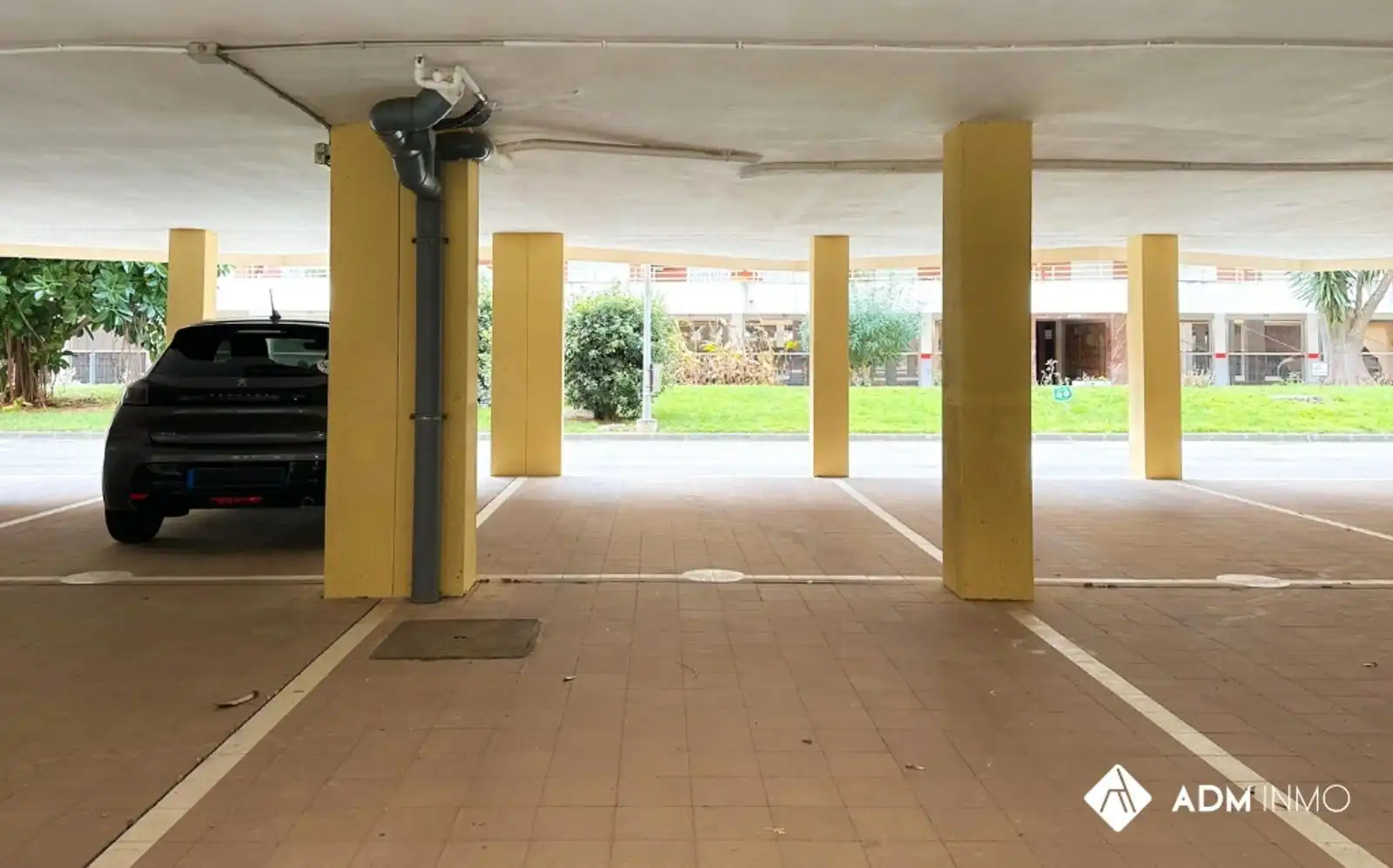 Aparcament de Pis en venda en Cambrils amb Aire condicionat, Calefacció i Terrassa