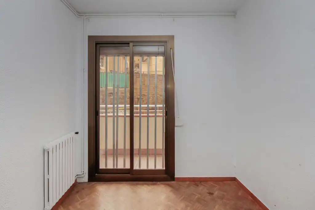 Habitación de Piso en venta en Barcelona con Calefacción