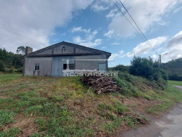 Nave industrial en Venta en Campelo en Muxía