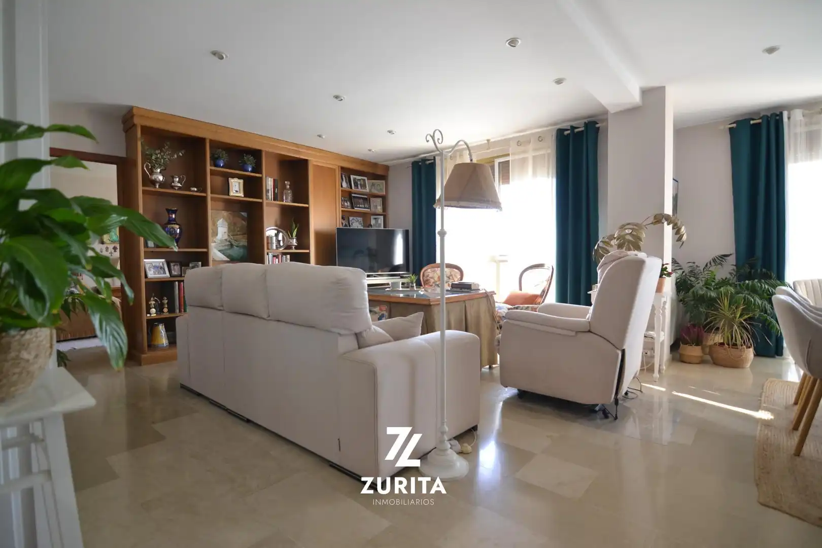 Wohnung mit Pool zum Verkauf in Calle ESCULTOR FREILA GUEVARA 12, imagen 3