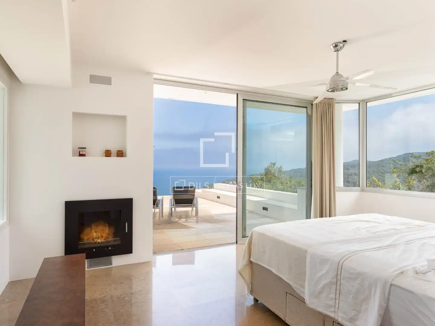 Dormitori de Casa o xalet en venda en Begur amb Aire condicionat, Jardí privat i Terrassa