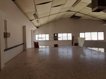 Nau industrial en venda a Calle Valverde del Camino