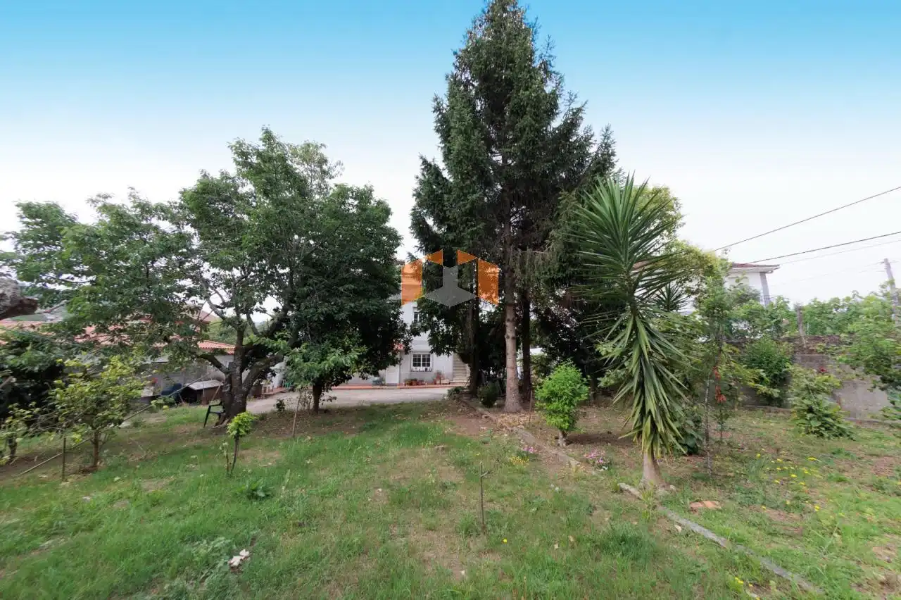 Houses for sale in Vigo   with Heating, Private garden and Parquet flooring