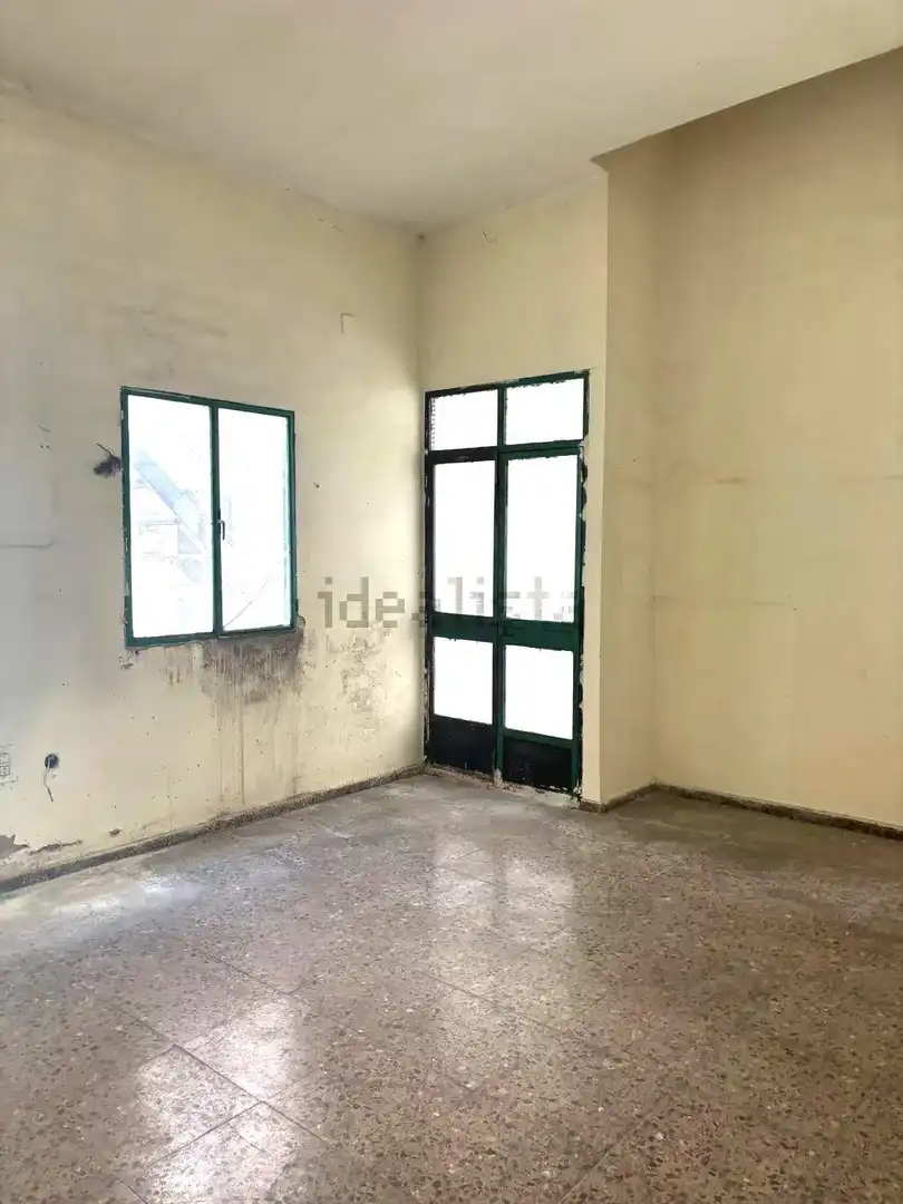 Casa adosada en venda en Moncada amb Terrassa, Traster i Balcó