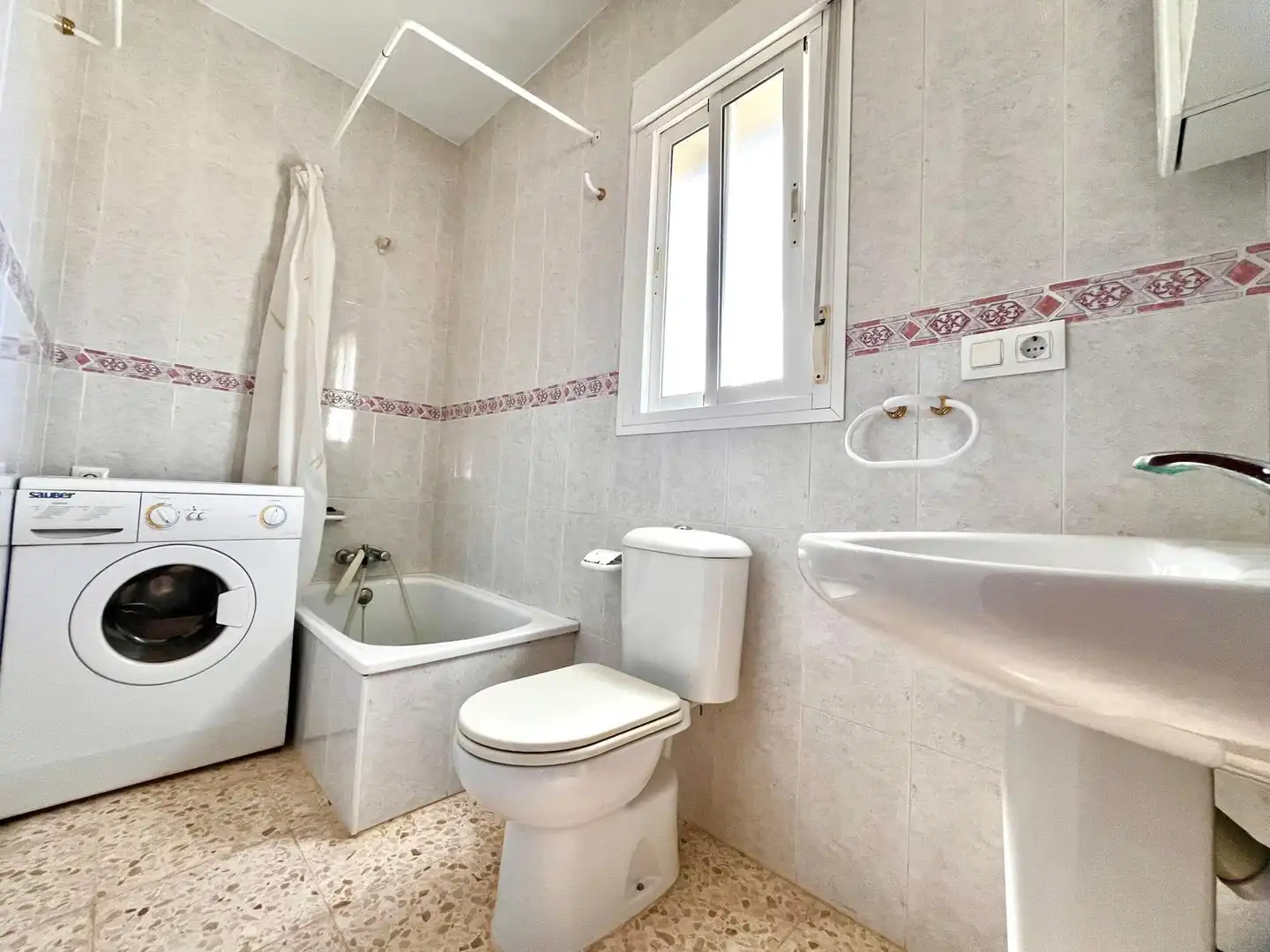 Chalet con jardín en venta en Las Lagunas - Campano, imagen 26