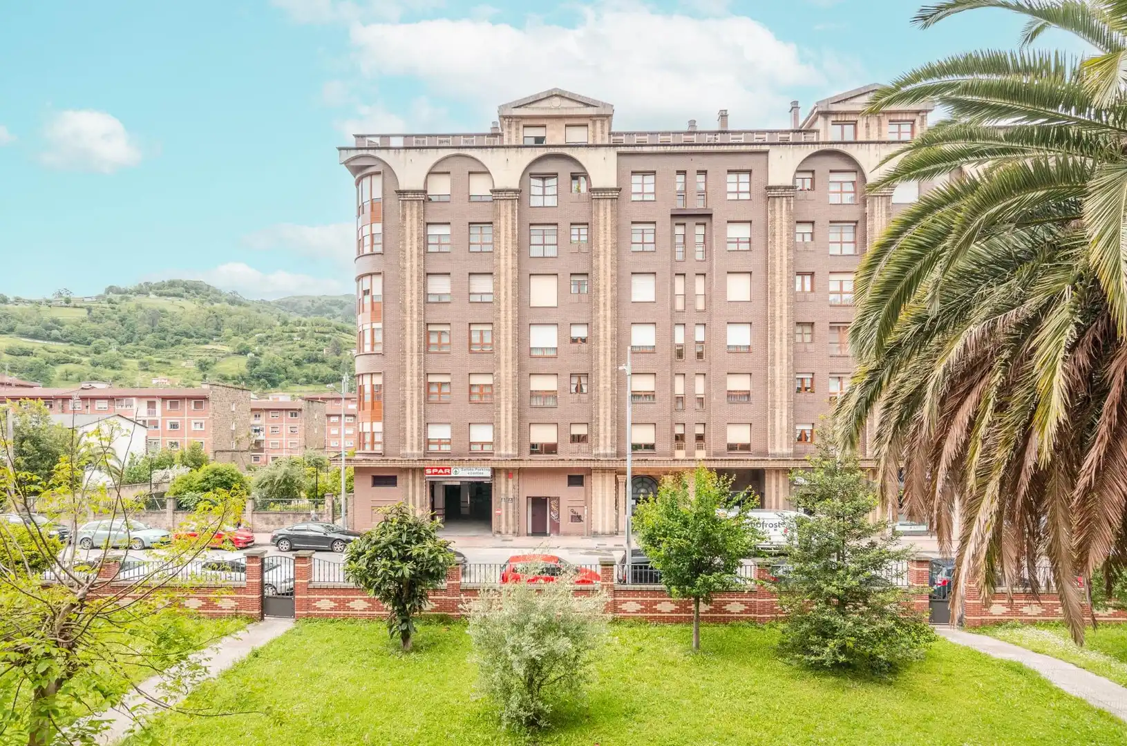 Flat for rent in Calle RAMON PEREZ DE AYALA, 52, San Pedro - Siana