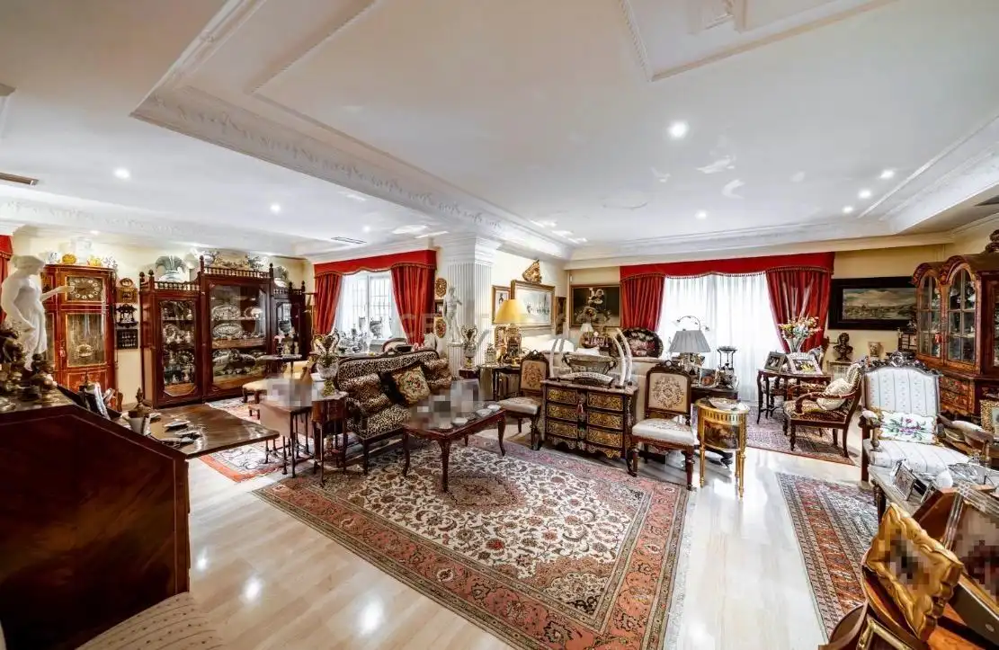 Sala de estar de Casa o chalet en venta en Madrid con Aire acondicionado, Jardín privado y Trastero