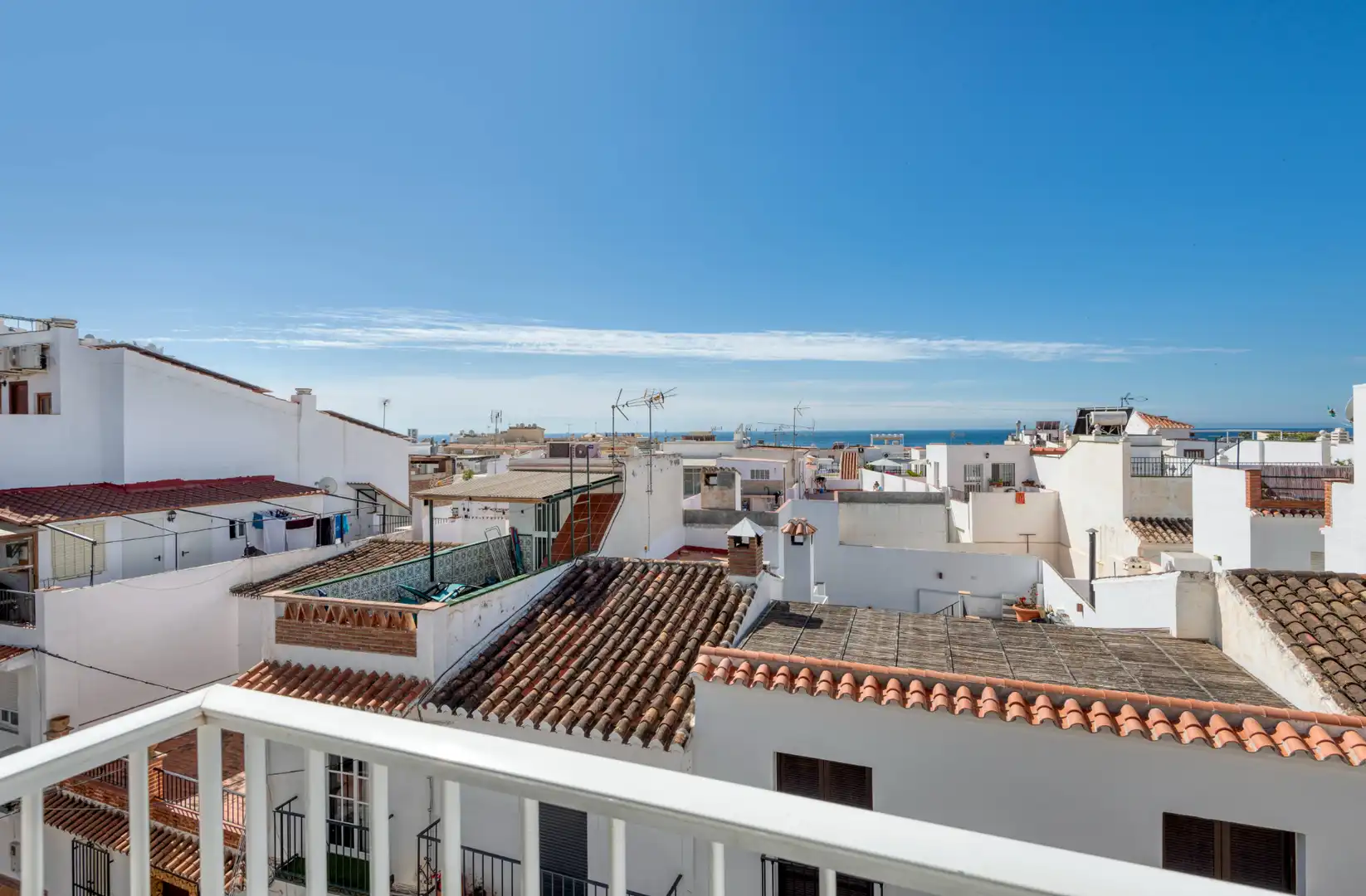 Vista exterior de Apartamento en venta en Nerja con Aire acondicionado, Calefacción y Terraza