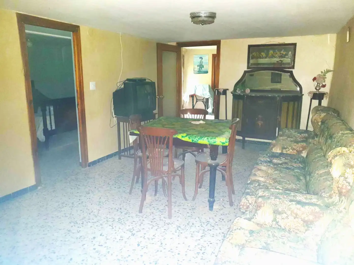 Houses for sale in Paracuellos de la Ribera