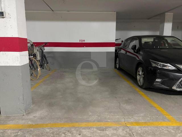 Garaje en Venta en Príncipe Felipe, 2 en Rocafort