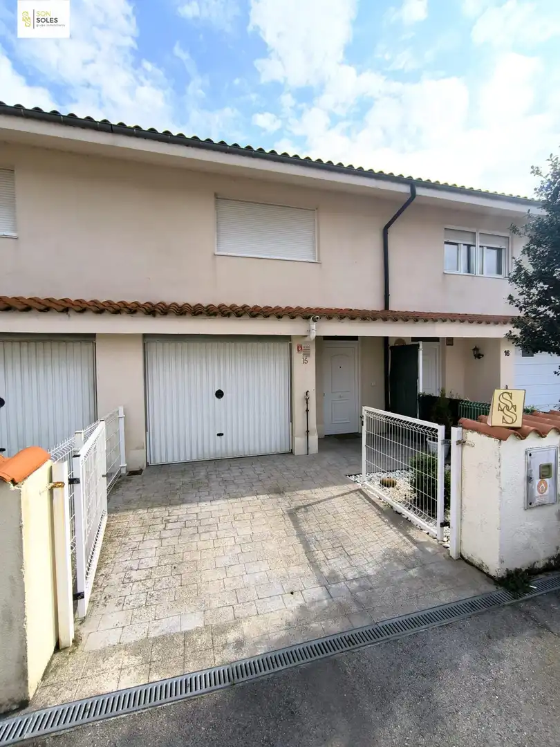 Parking of Detached homes for sale in Santiurde de Toranzo  with Heating, Private garden and Parquet flooring