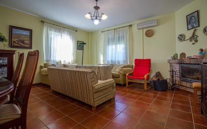 Living room of House or chalet for sale in Badajoz Capital  with Heating, Private garden and Terrace