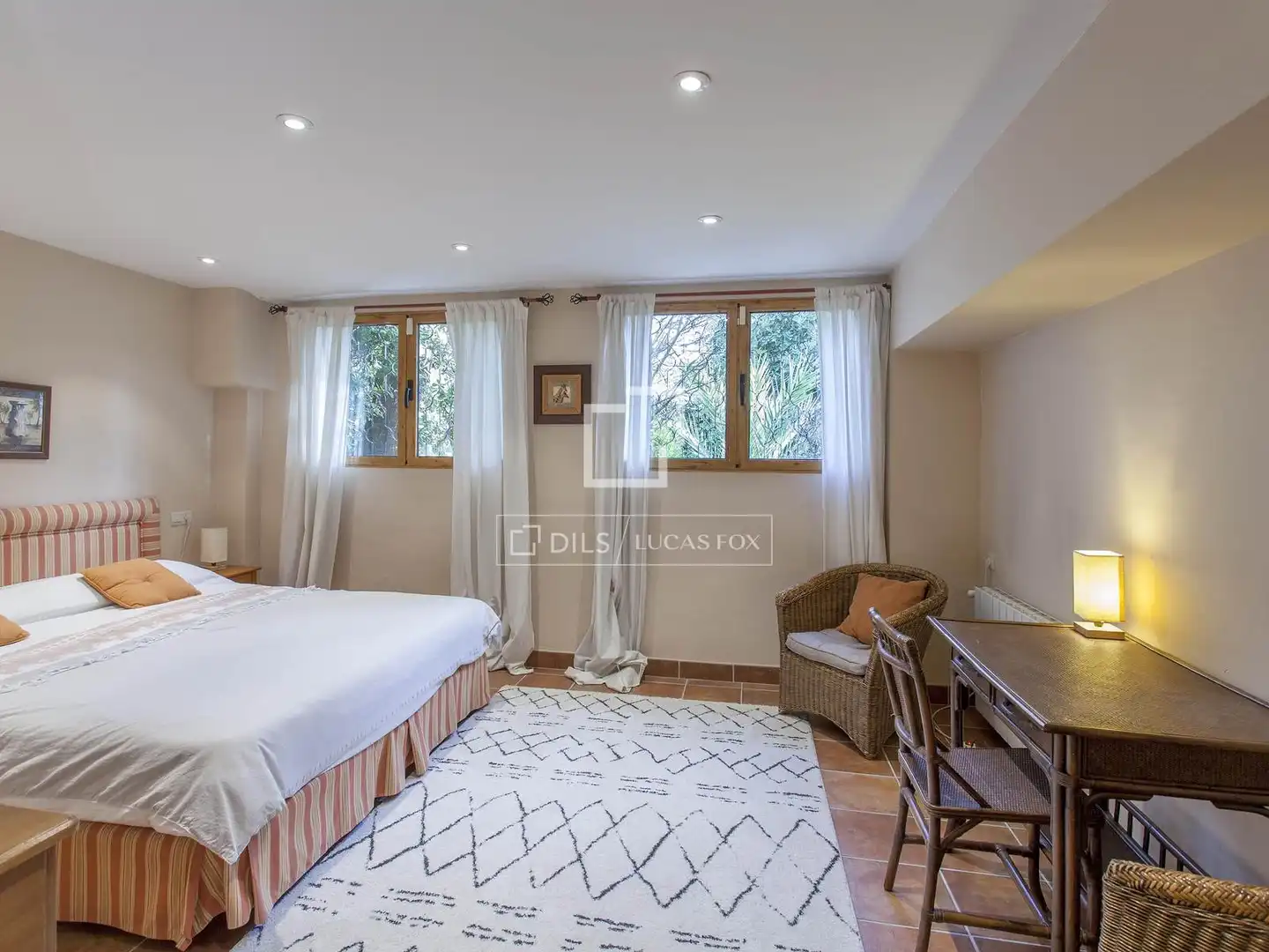 Habitación de Casa o chalet en venta en Paterna con Calefacción, Jardín privado y Terraza