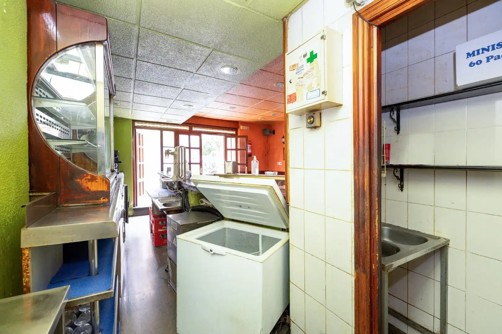 Kitchen of Commercial properties for sale in Granada