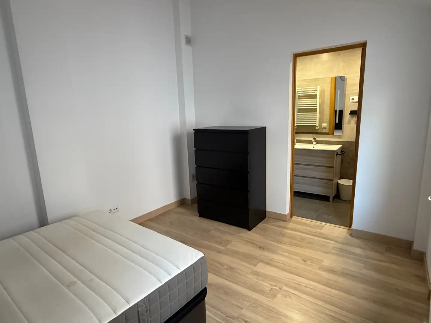 Wohnung zur Miete in Calle de Tremp, 24, Ciudad Universitaria