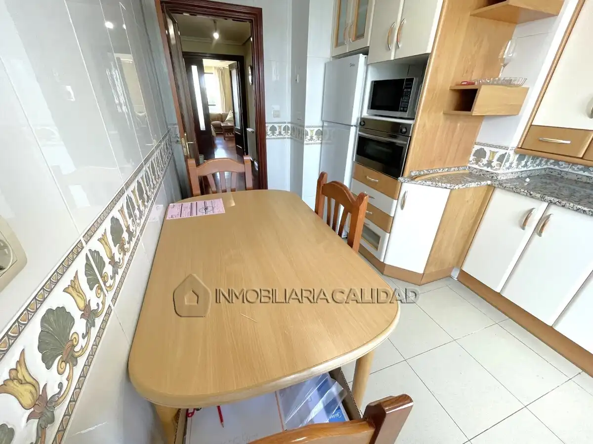 Kitchen of Flat for rent in Burgos  with Heating and Furnished