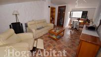 Sala d'estar de Casa o xalet en venda en Onda amb Terrassa