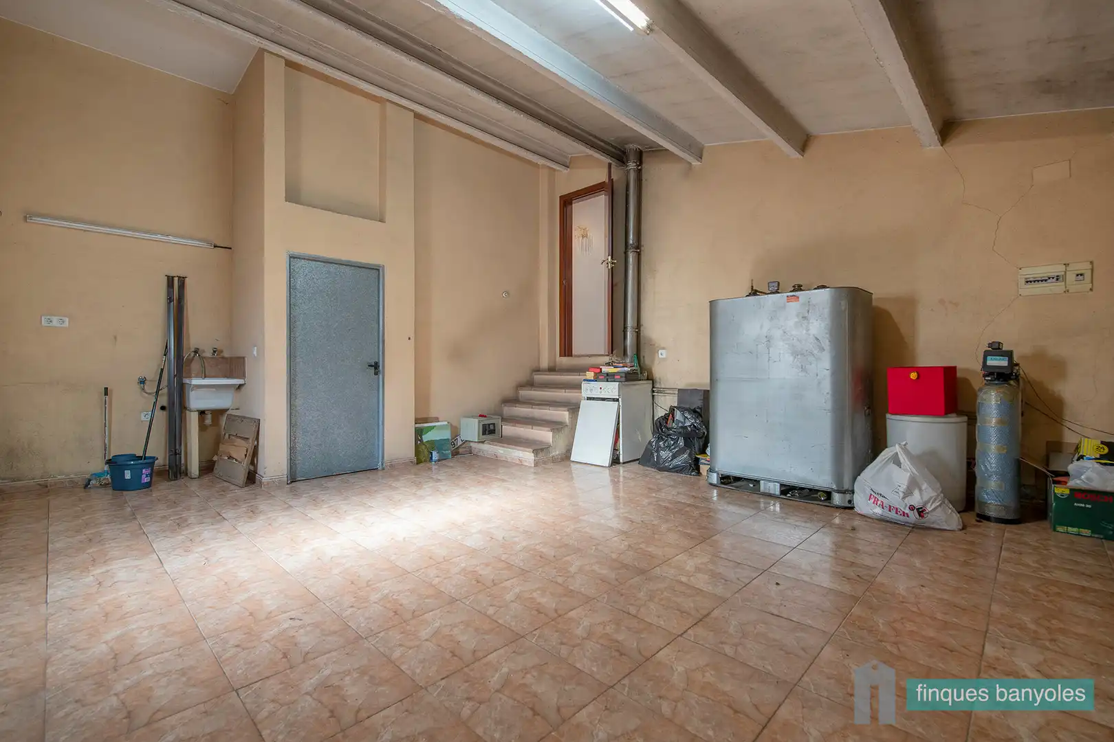 Houses for sale in Fontcoberta  with Air Conditioner, Private garden and Terrace