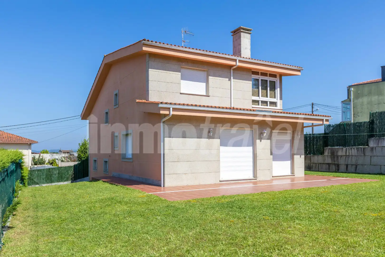 Außenansicht von Haus oder Chalet zum Verkauf in Sanxenxo mit Heizung, Privatgarten und Parkett