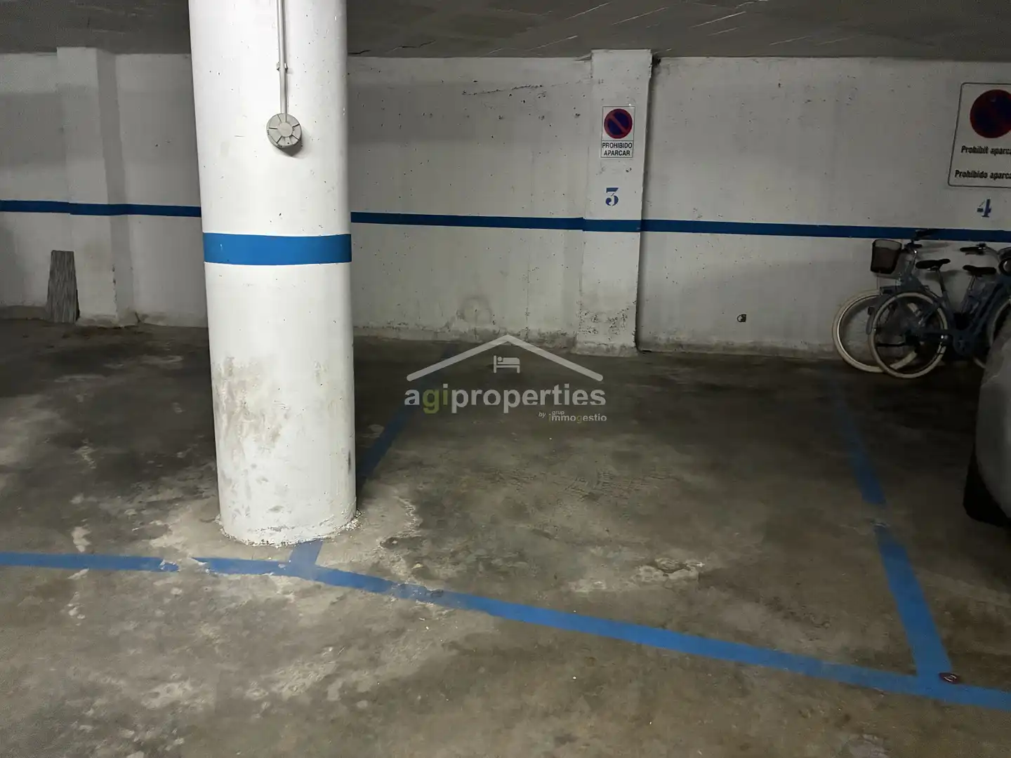 Parking of Apartments for sale in Roses  with Parquet flooring, Terrace and Furnished