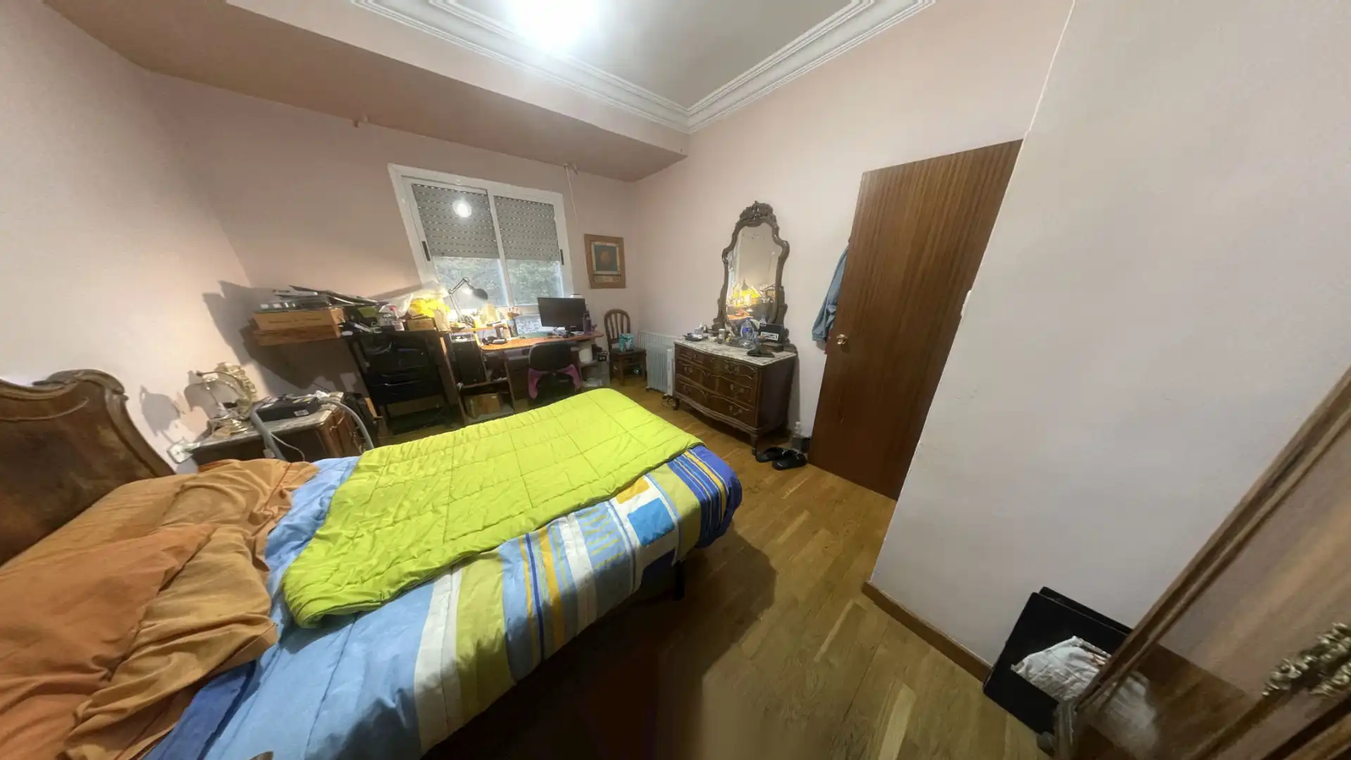 Habitación de Edificio en venta en Alcoy / Alcoi