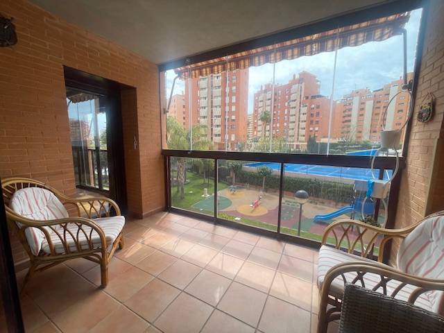 Piso en Alquiler en Carrer Científico Jaime Santana en Playa de San Juan