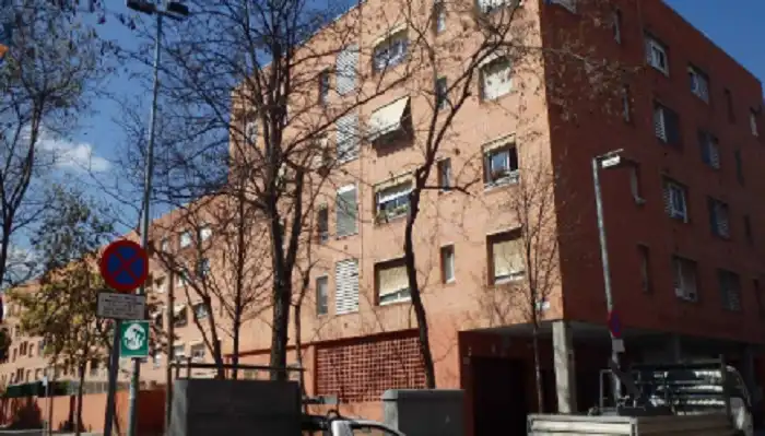 Außenansicht von Wohnung zum Verkauf in Sant Adrià de Besòs
