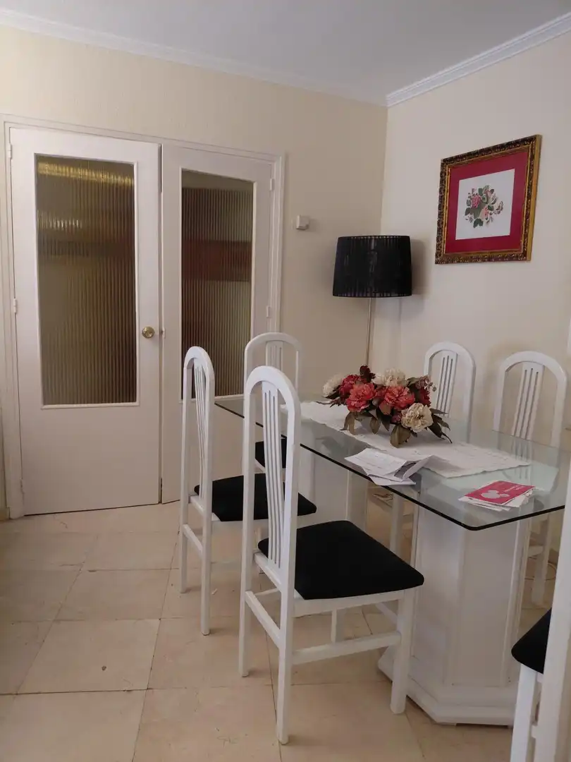 Dining room of Flat for sale in Sevilla  with Air Conditioner, Heating and Storage room