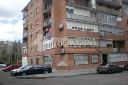 Vista exterior de Piso en venta en Madrid con Aire acondicionado, Terraza y Trastero