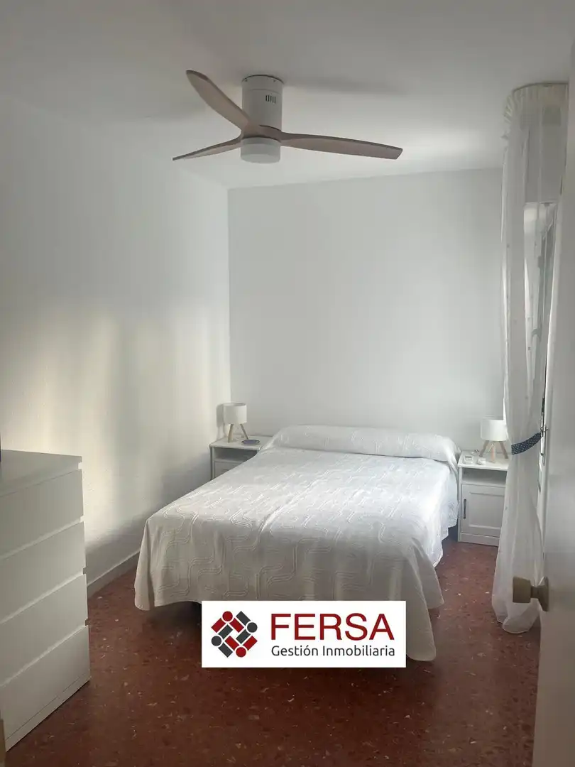 Bedroom of Flat for rent in El Puerto de Santa María  with Air Conditioner, Private garden and Furnished