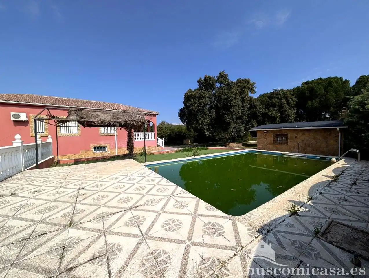 Swimming pool of Country homes for sale in Linares  with Air Conditioner, Private garden and Swimming Pool