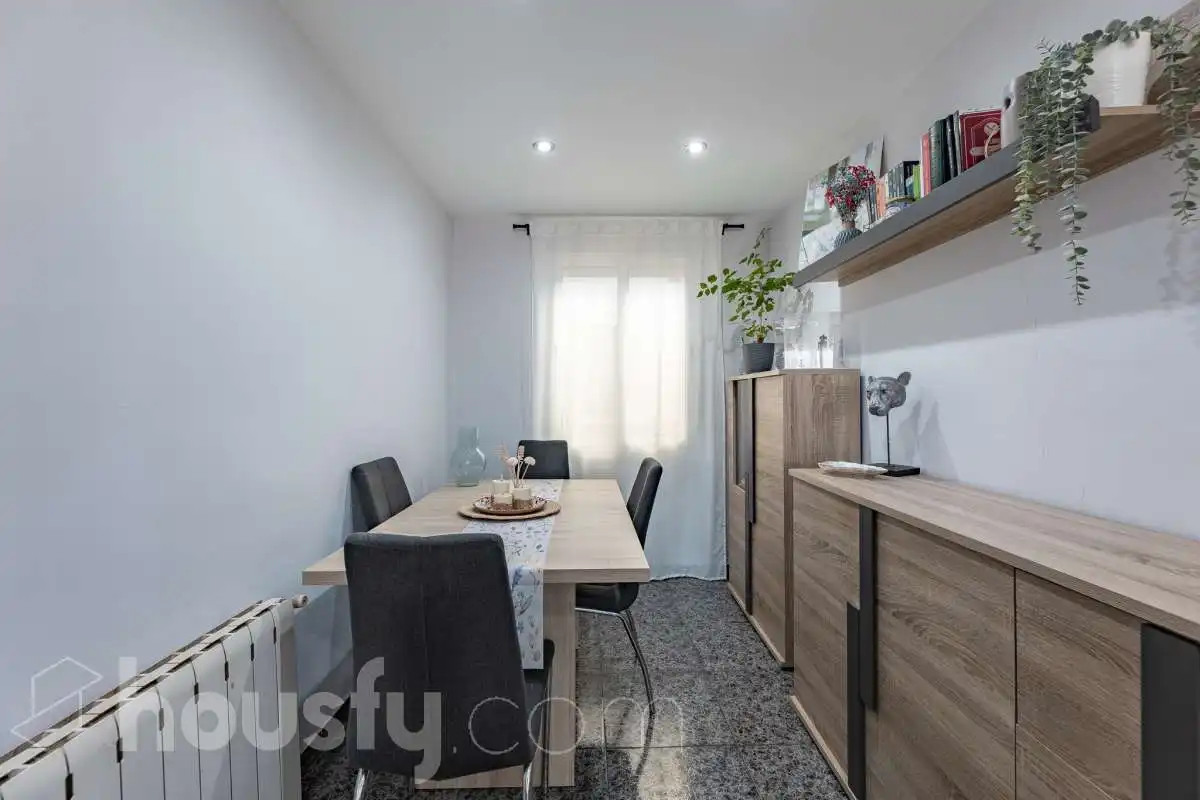 Dining room of Flat for sale in Sabadell  with Air Conditioner, Heating and Furnished