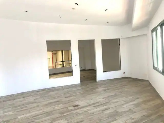 Fabrikhallen zur Miete in Marbella