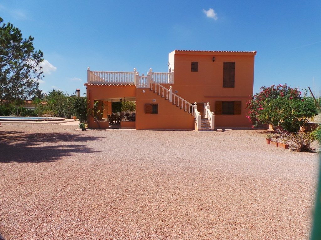 Exterior view of House or chalet for sale in Agost  with Private garden, Terrace and Swimming Pool