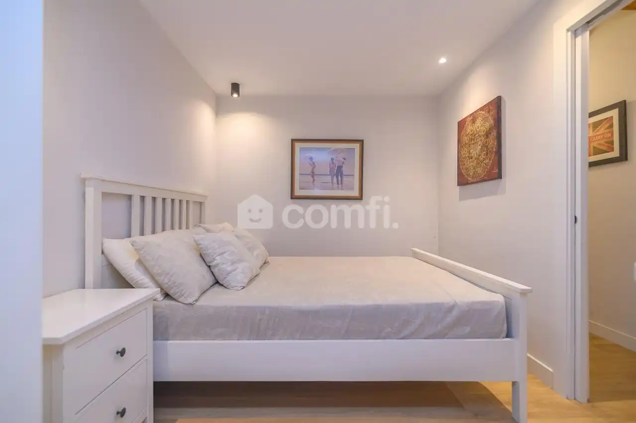 Appartamento con terrazza in vendita a Carrer Portal Nou, imagen 17