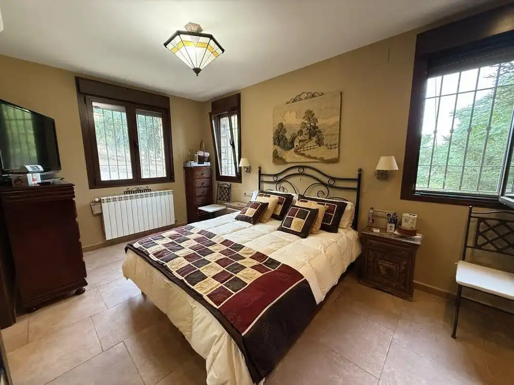 Habitación de Finca rústica en venta en Colomera con Calefacción, Terraza y Piscina